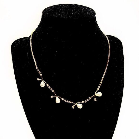 Pearl Drop Princess Necklace - Picture 2 of 7